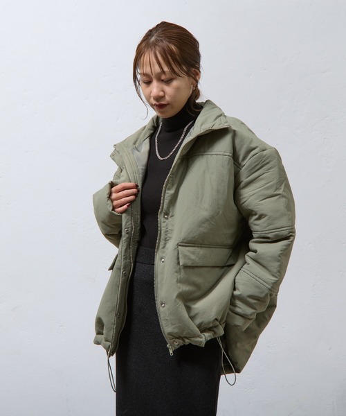 COLONY 2139(コロニートゥーワンスリーナイン)の「スタンド中綿ブルゾン(ダウンジャケット/コート・レディース・ブラック/カーキ・FREE)」の13枚目の写真