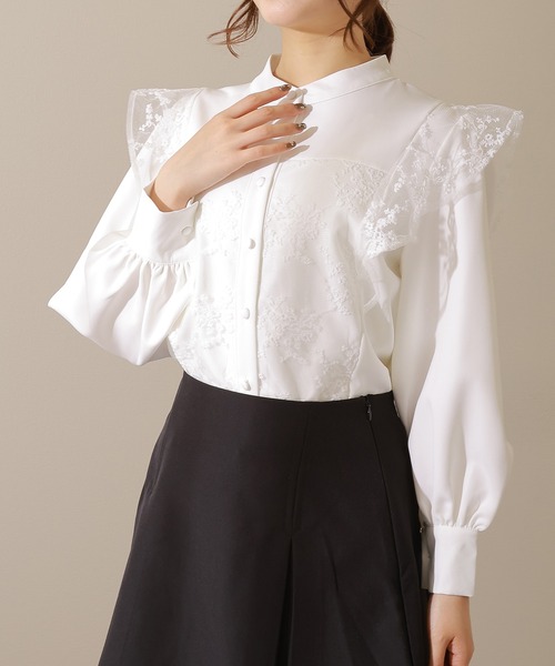Lace Ladies（レースレディース）の「バンドカラー レース ドッキング 長袖 フレア ブラウス（シャツ/ブラウス・レディース・ネイビー/ベージュ/ブラック/ホワイト・FREE/S）」の8枚目の写真