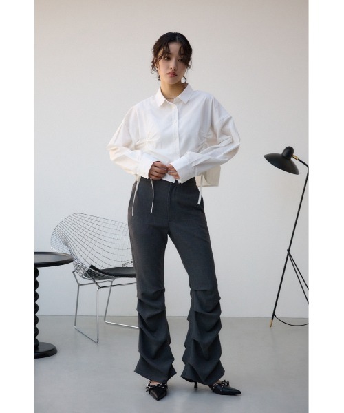 セール】裾ギャザーフレアパンツ（スラックス）｜AZUL BY MOUSSY