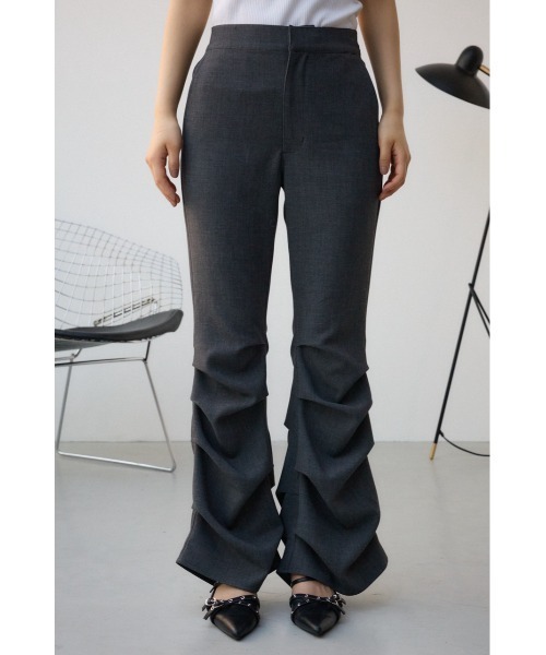 みんみん　moussy フレアパンツ センタースリットカラーフレアパンツ[品番：AZLW0022074]｜AZUL