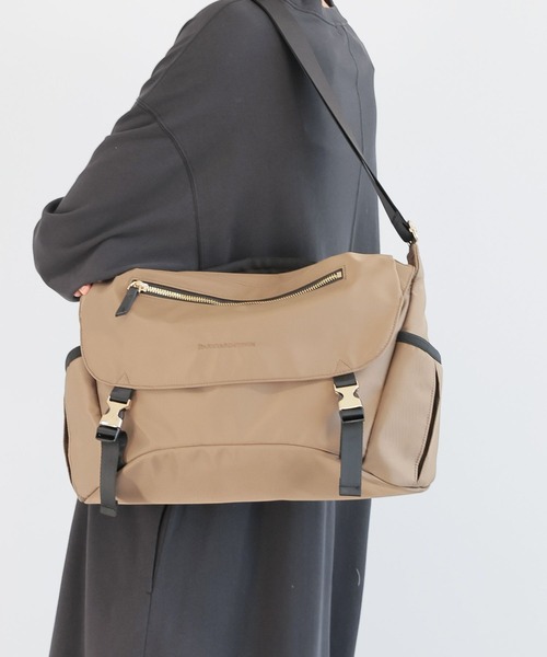 BARNYARDSTORM（バンヤードストーム）の「BARNYARDSTORM / キレイめメッセンジャーBAG（ショルダーバッグ・レディース・キャメル/ブラック・FREE）」の14枚目の写真