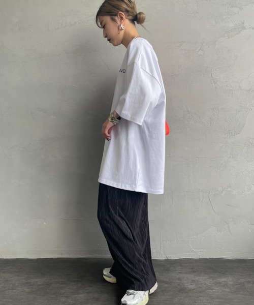 RVCA（ルーカ）の「[RVCA/ルーカ] PALM BOX バックプリントショートスリーブTシャツ（Tシャツ/カットソー・レディース・ホワイト/ブラック/カーキ・M/L/XL）」の15枚目の写真