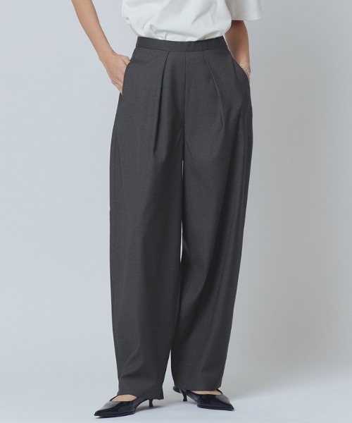RASW（ラス）の「[RASW]インタックカーブパンツ（スラックス・レディース・グレイッシュベージュ/チャコール・S/M/L）」の11枚目の写真