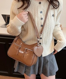 ハートチャーム フェイクレザーショルダーバッグ