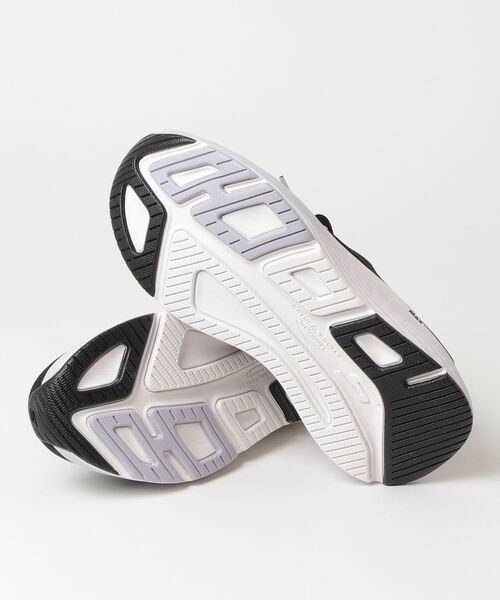 SKECHERS(スケッチャーズ)の「スケッチャーズ MAX CUSHIONING ELITE 2.0 - SO(スニーカー・レディース・ブラック・23.0cm/23.5cm/24.0cm/24.5cm/25.0cm)」の2枚目の写真