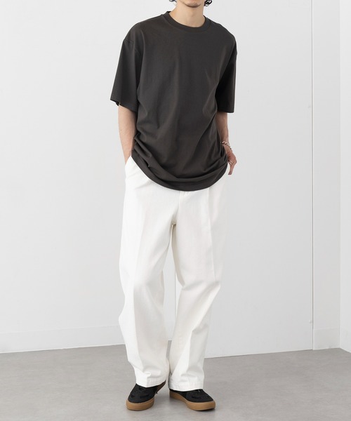 United Athle（ユナイテッドアスレ）の「【United Athle】6.0オンス オーセンティック オープンエンド ヘヴィーウェイト Tシャツ 半袖 無地Ｔ 4500（Tシャツ/カットソー・メンズ・ブラック/ネイビー/ホワイト/ライトブルー/スミクロ/グレー・S/M/L/XL）」の10枚目の写真