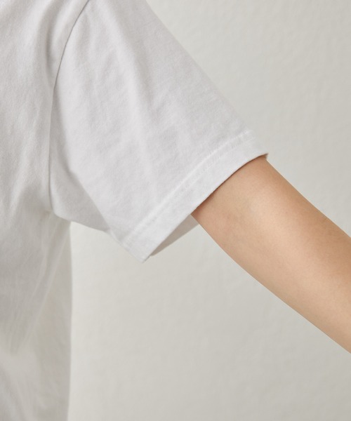 Whim Gazette(ウィムガゼット)の「ナンバーTシャツ(Tシャツ/カットソー・レディース・オフホワイト/サックスブルー/サンドベージュ・FREE)」の6枚目の写真