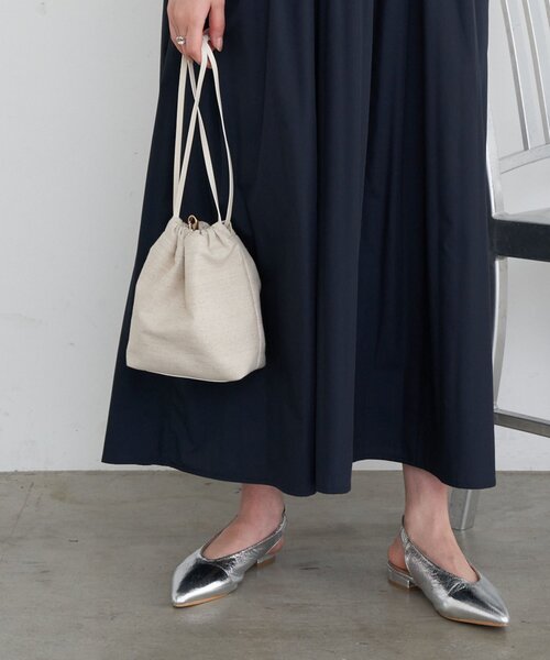 Jena espace merveilleux(ジェナ エスパスメルヴェイユ)の「4WAY巾着バッグ(トートバッグ・レディース・アイボリー/ブラック・FREE)」の6枚目の写真