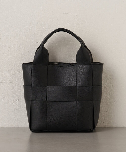 Jena espace merveilleux(ジェナ エスパスメルヴェイユ)の「4WAY巾着バッグ(トートバッグ・レディース・アイボリー/ブラック・FREE)」の10枚目の写真