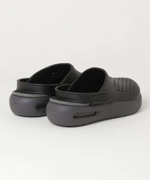 crocs（クロックス）の「クロックス crocs InMotion Clog_インモーション クロッグ（サンダル・メンズ・ブラック・26.0cm/23.0cm/24.0cm/25.0cm/27.0cm/28.0cm/29.0cm）」の2枚目の写真