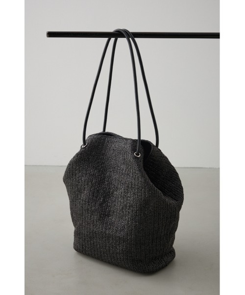 AZUL by moussy（アズールバイマウジー）の「チャームセットメッシュトートバッグ（トートバッグ・レディース・ブラック/ベージュ・FREE）」の6枚目の写真