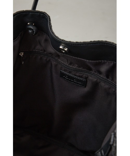 AZUL by moussy（アズールバイマウジー）の「チャームセットメッシュトートバッグ（トートバッグ・レディース・ブラック/ベージュ・FREE）」の12枚目の写真