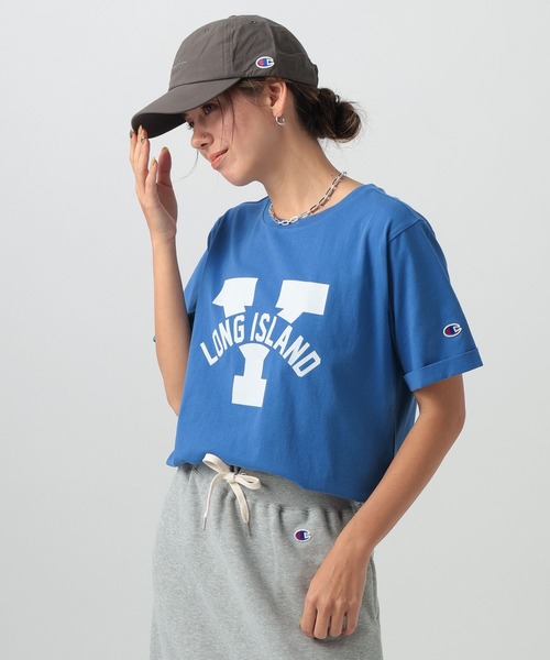 Champion(チャンピオン)の「【Champion(チャンピオン)】別注ロゴ半袖T(Tシャツ/カットソー・レディース・オフホワイト/ブルー/ブラック・FREE)」の1枚目の写真