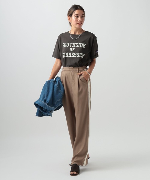 Champion(チャンピオン)の「【Champion(チャンピオン)】別注ロゴ半袖T(Tシャツ/カットソー・レディース・オフホワイト/ブルー/ブラック・FREE)」の5枚目の写真