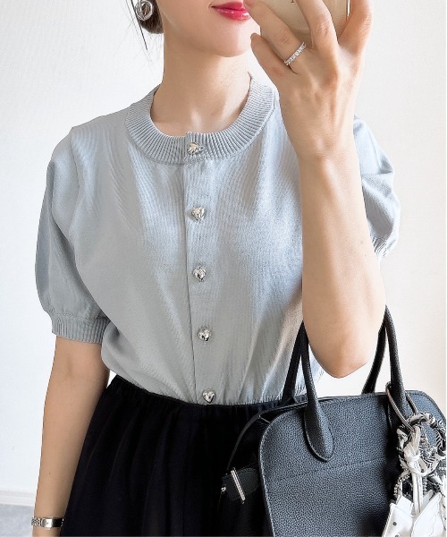 &. NOSTALGIA(アンドドットノスタルジア)の「【ZOZO限定】ハートボタンカーディガン(カーディガン/ボレロ・レディース・ホワイト/ピンク/レッド/ブラック/グレー/グレイッシュブルー・M)」の16枚目の写真