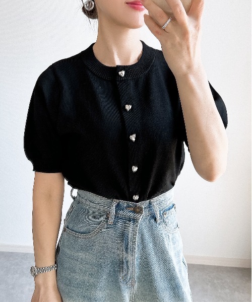 &. NOSTALGIA(アンドドットノスタルジア)の「【ZOZO限定】ハートボタンカーディガン(カーディガン/ボレロ・レディース・ホワイト/ピンク/レッド/ブラック/グレー/グレイッシュブルー・M)」の21枚目の写真