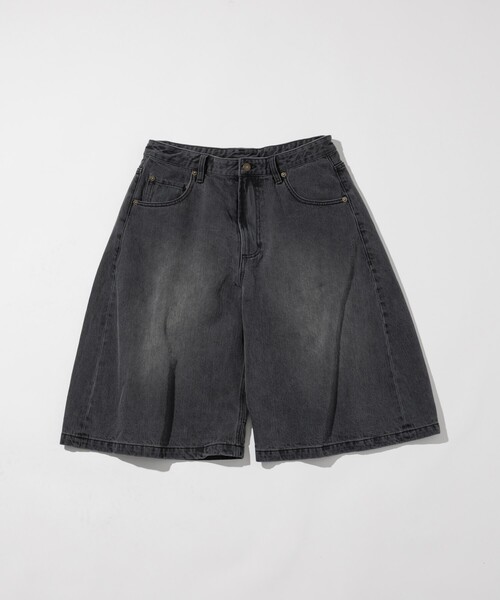 FREAK'S STORE(フリークスストア)の「FREAK’S STORE/フリークスストア ワイドシルエット ヴィンテージ加工 カーブ デニム クロップド ショートパンツ(その他パンツ・メンズ・サックスブルー/ネイビー/ブラック/ダークネイビー・MEDIUM/LARGE)」の5枚目の写真