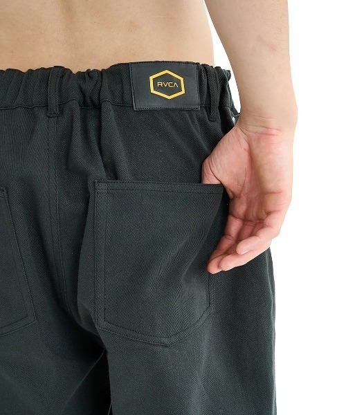 RVCA(ルーカ)の「RVCA メンズ 24/7 ALLOVER SHORT ショートパンツ 【2025年夏モデル】/ルーカウエストゴムワイドシルエットデニムショートパンツ(その他パンツ・メンズ・キャメル/ネイビー/ブラック・30inch/32inch/28inch)」の7枚目の写真