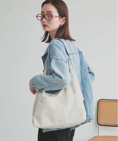 ad thie(アドティエ)の「ニュアンス柄 ワンショルダー トートバッグ(トートバッグ・レディース・ライトグリーン/オフホワイト/ブラック・FREE)」の6枚目の写真
