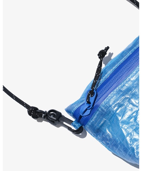 KEBOZ（ケボズ）の「DYNEEMA POUCH（ポーチ・メンズ・グレー/グリーン/ブルー・FREE）」の6枚目の写真