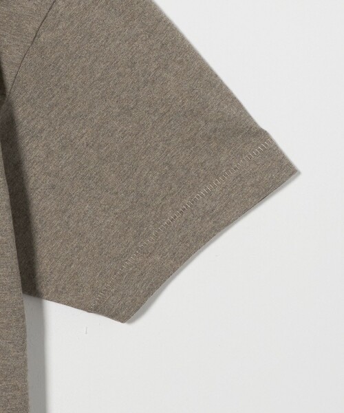 FOG ESSENTIALS(エフオージーエッセンシャルズ)の「<FEAR OF GOD ESSENTIALS>クラシック ショートスリーブ Tシャツ(Tシャツ/カットソー・メンズ・ホワイト/ブラック/グレー系・M/S/L/XS)」の7枚目の写真