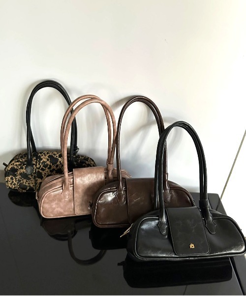 Ameri（アメリ）の「LONG HANDLE RECTANGLE BAG（ハンドバッグ・レディース・ブラック/ブラウン/ピンク・FREE）」の4枚目の写真