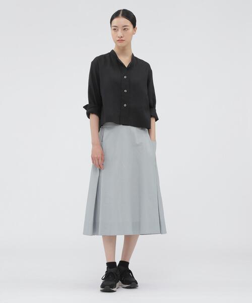 MARGARET HOWELL(マーガレットハウエル)の「LIGHTWEIGHT LINEN SHIRT(シャツ/ブラウス・レディース・ブラウン系その他3・1)」の2枚目の写真