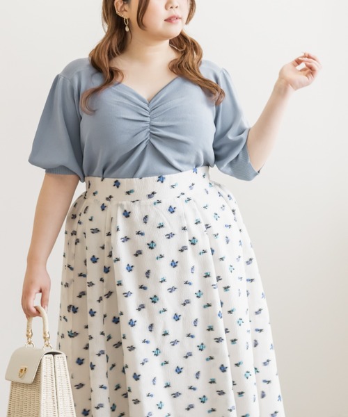 CLETTE(クレット)の「シャーリングハートネック半袖ニット(ニット/セーター・レディース・ピンク/グリーン/パープル/イエロー/ブラック/レッド/ブルー/オフホワイト・LL/4L/3L)」の14枚目の写真