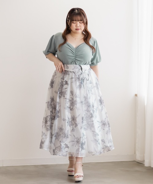CLETTE(クレット)の「シャーリングハートネック半袖ニット(ニット/セーター・レディース・ピンク/グリーン/パープル/イエロー/ブラック/レッド/ブルー/オフホワイト・LL/4L/3L)」の13枚目の写真