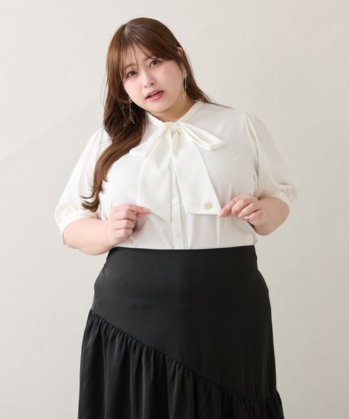 Louiosy(ルオシー)の「【大きいサイズ】チャーム付きアソートボウタイブラウス(シャツ/ブラウス・レディース・ブルー系その他/オフホワイト・3L/X-LARGE/4L)」の21枚目の写真