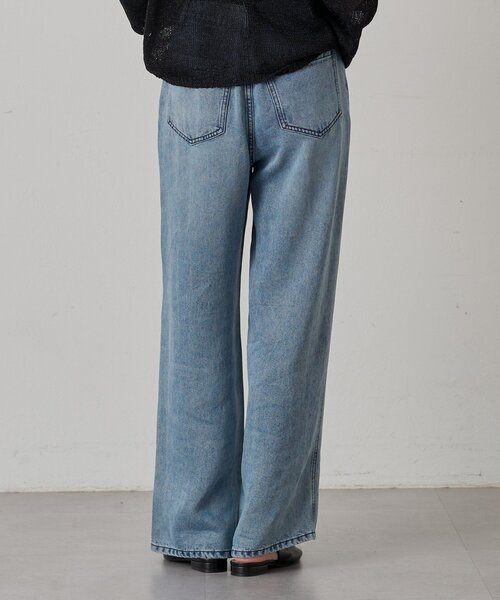 LOUNGEDRESS（ラウンジドレス）の「ライトドロストデニムパンツ（デニムパンツ・レディース・ブルー・SMALL/MEDIUM）」の10枚目の写真