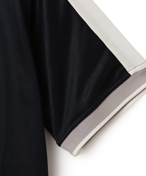 NIKE（ナイキ）の「NIKE AS W NSW V NECK JERSEY / ナイキ ウィメンズ Vネック ジャージー トップ【SP】（ジャージ・レディース・ブラック/アイボリー/レッド・S/L/M）」の14枚目の写真