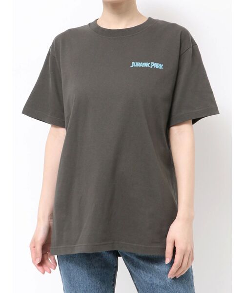 Ungrid(アングリッド)の「【別注】JURASIC PARK/ロゴプリントT(Tシャツ/カットソー・レディース・オフホワイト/ブラック・FREE)」の4枚目の写真