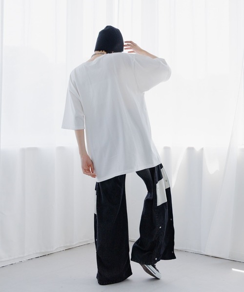 Anui(アニュイ)の「【UNISEX/2サイズ展開】ビンテージエンジェルTシャツ(Tシャツ/カットソー・レディース・オフホワイト/ブラック・MEDIUM/LARGE)」の13枚目の写真