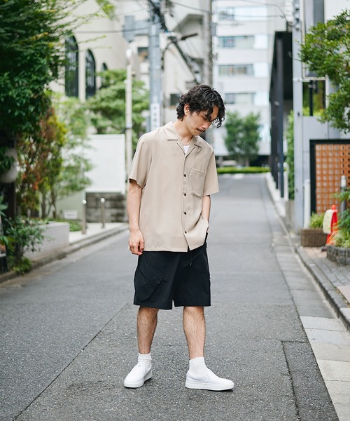 WHITE MOUNTAINEERING(ホワイトマウンテニアリング)の「【White Mountaineering】別注 BLK WIDE CARGO SHORT PANTS / ウォッシャブル / 透湿素材(その他パンツ・メンズ・ブラック・1/000/2)」の14枚目の写真