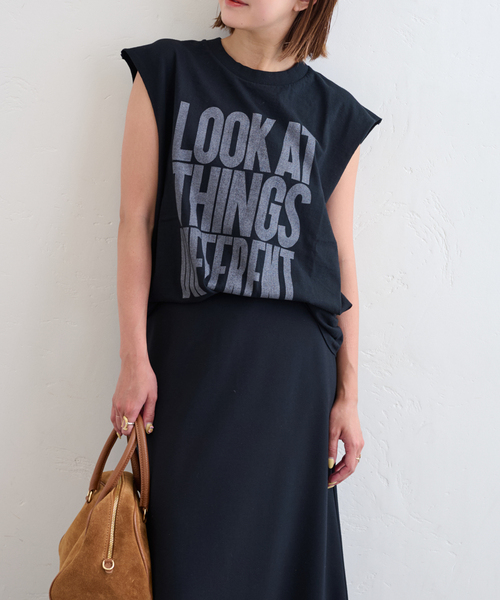 U by SPICK&SPAN（ユーバイスピックアンドスパン）の「SCREEN STARS/スクリーンスターズ 別注ロゴノースリーブ（Tシャツ/カットソー・レディース・ブラック/ホワイト/チャコールグレー・FREE）」の2枚目の写真