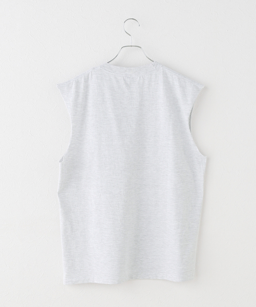 U by SPICK&SPAN（ユーバイスピックアンドスパン）の「SCREEN STARS/スクリーンスターズ 別注ロゴノースリーブ（Tシャツ/カットソー・レディース・ブラック/ホワイト/チャコールグレー・FREE）」の22枚目の写真