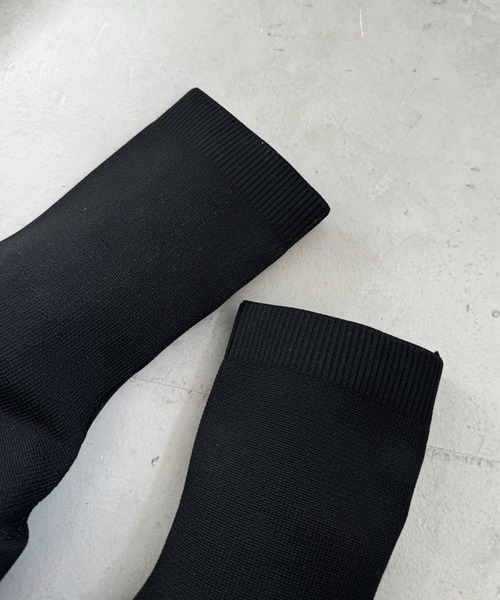 Loueme(ルエム)の「ボリュームソールスクエアトゥソックスブーツ(ブーツ・レディース・ブラック・22.5cm/23.5cm/24.5cm)」の13枚目の写真