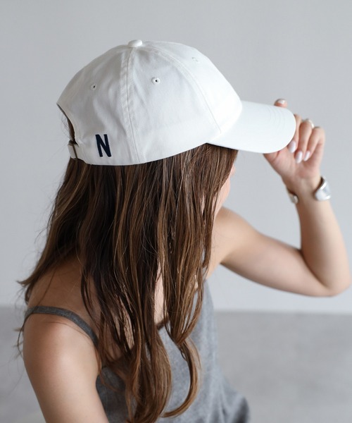 Bonjour Sagan(ボンジュールサガン)の「N刺繍ロゴキャップ(キャップ・レディース・ベージュ/ブラック/オフホワイト・FREE)」の2枚目の写真