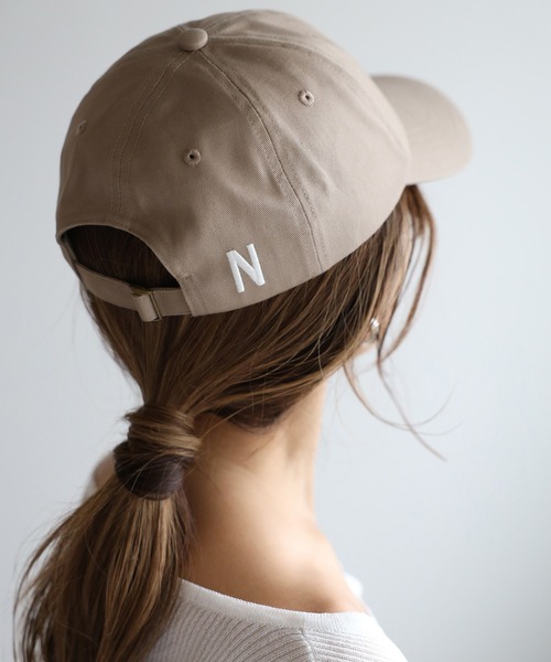 Bonjour Sagan(ボンジュールサガン)の「N刺繍ロゴキャップ(キャップ・レディース・ベージュ/ブラック/オフホワイト・FREE)」の12枚目の写真