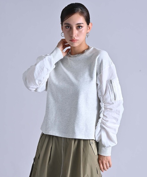 Anside(アンサイド)の「ギャザースリーブスエットプルオーバー(スウェット・レディース・オフホワイト/ブラック/ネイビー・M)」の5枚目の写真