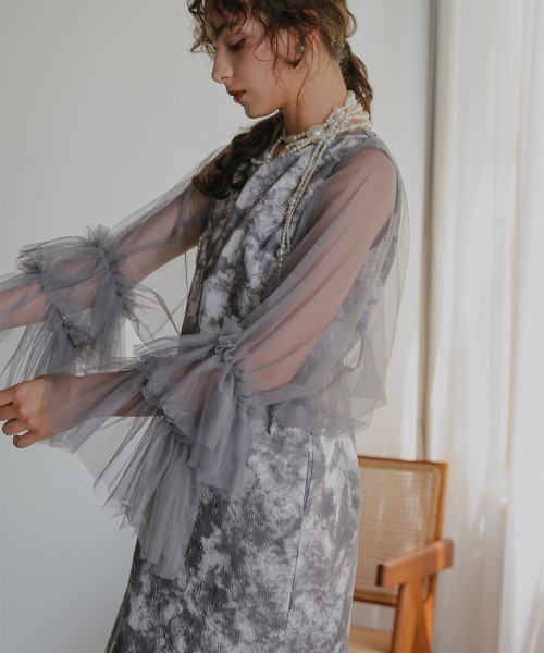 Callarus(カラルス)の「チュールボレロジャガードワンピースアンサンブルドレス〔Callarus〕(ドレス・レディース・ブラック系/グレー系/グリーン系・LL/L/M)」の3枚目の写真