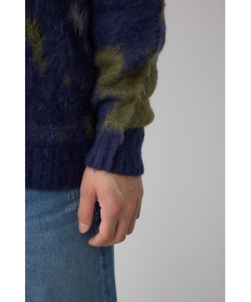 AZUL by moussy（アズールバイマウジー）の「起毛総柄ニット（ニット/セーター・メンズ・ブラック系その他/ブラウン系その他/ブルー系その他3・MEDIUM/LARGE）」の4枚目の写真