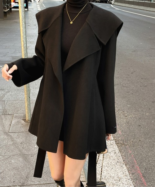 ⭐️未使用⭐️ LACOSTE フード付きショートコート フライヨークウエストベルト付きショートコート（その他アウター