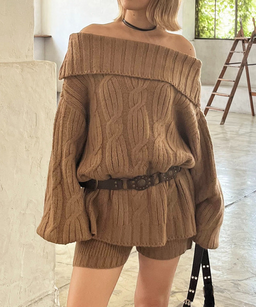 SPIRALGIRL（スパイラルガール）の「オフショルニット×ショートパンツ（ニット/セーター・レディース・グレー/ブラック/ベージュ・FREE）」の3枚目の写真