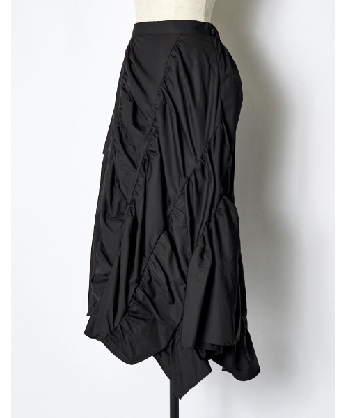 RUMCHE(ラムシェ)の「Typewriter Gathered Skirt / タイプライターギャザースカート(スカート・レディース・ブラック・FREE)」の9枚目の写真