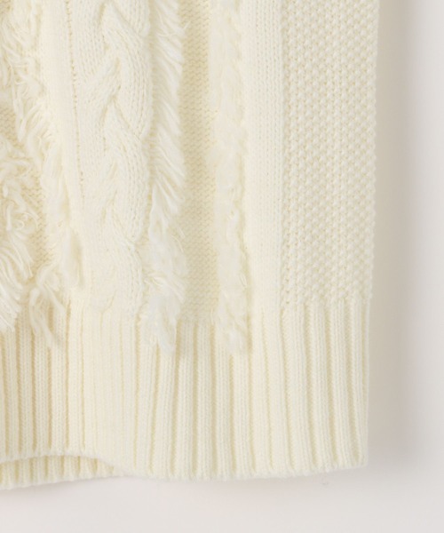 LEPSIM(レプシィム)の「5ゲージケーブルフリンジプルオーバー 595641(ニット/セーター・レディース・ブラック/カーキ/オフホワイト・FREE)」の7枚目の写真