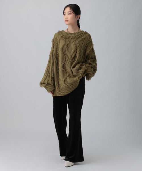 LEPSIM(レプシィム)の「5ゲージケーブルフリンジプルオーバー 595641(ニット/セーター・レディース・ブラック/カーキ/オフホワイト・FREE)」の14枚目の写真