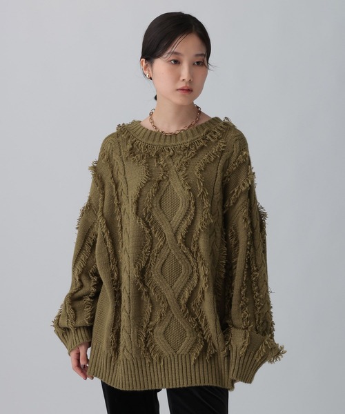 LEPSIM(レプシィム)の「5ゲージケーブルフリンジプルオーバー 595641(ニット/セーター・レディース・ブラック/カーキ/オフホワイト・FREE)」の16枚目の写真