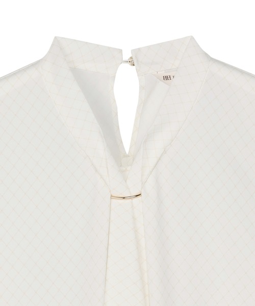 TOKYO SHIRTS（トウキョウシャツ）の「シルキーサテン パーツ付ボウタイ ブラウス（シャツ/ブラウス・レディース・ホワイト/パープル/ベージュ・M/L）」の8枚目の写真